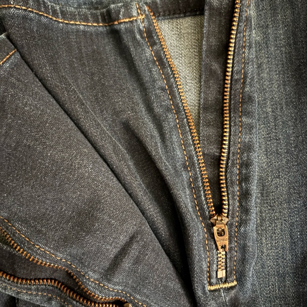Express Blue Skinny Jeans with Stretch @ Distressing with zippers on the bottom - Picture 3 of 4